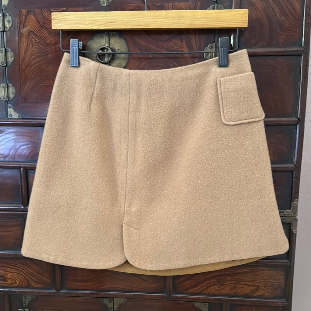Stylish Tan Wool Lourphyli Skirt with Pocket